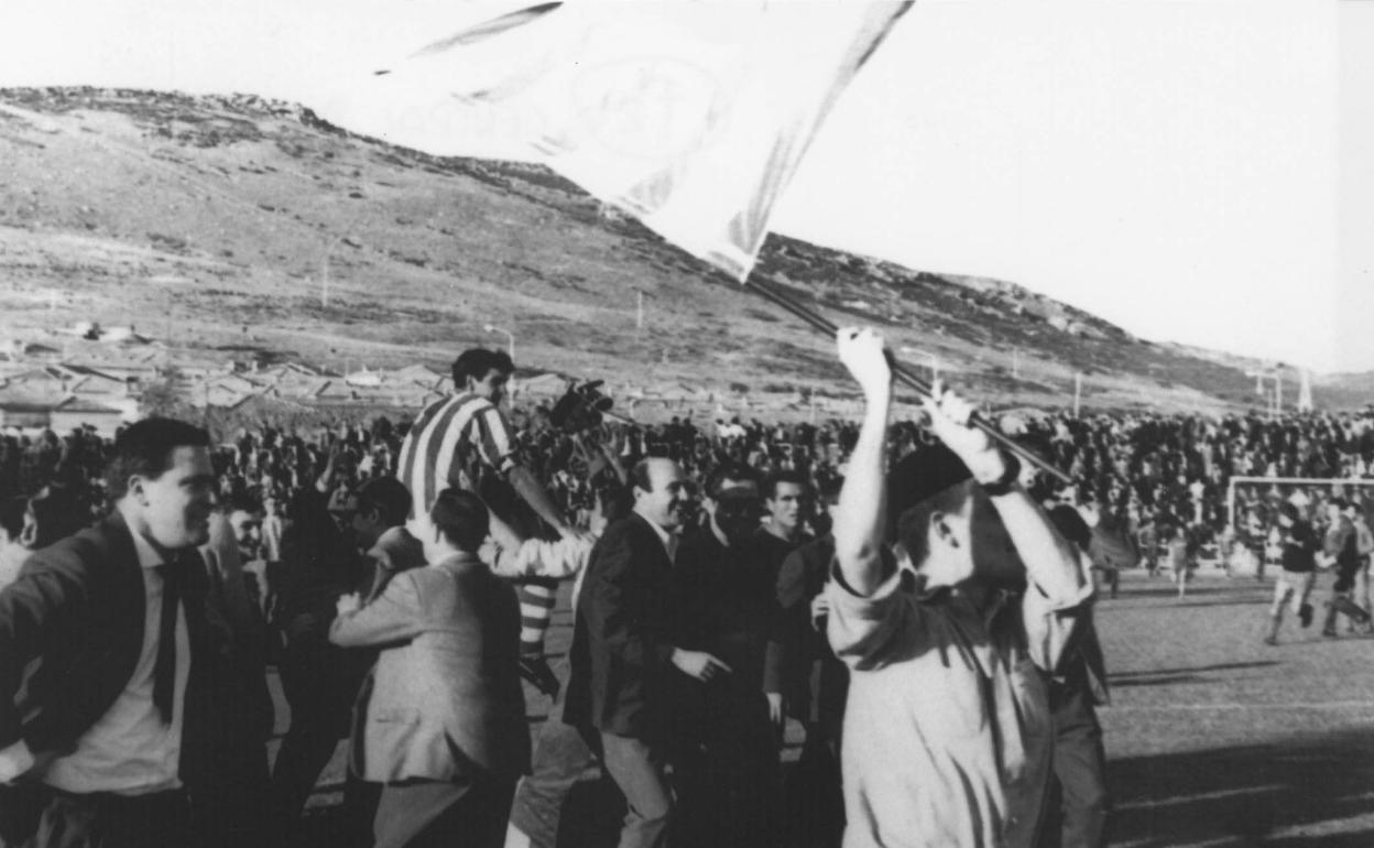 Se Cumplen 53 Años Del Ascenso De La Real Sociedad En Puertollano | El