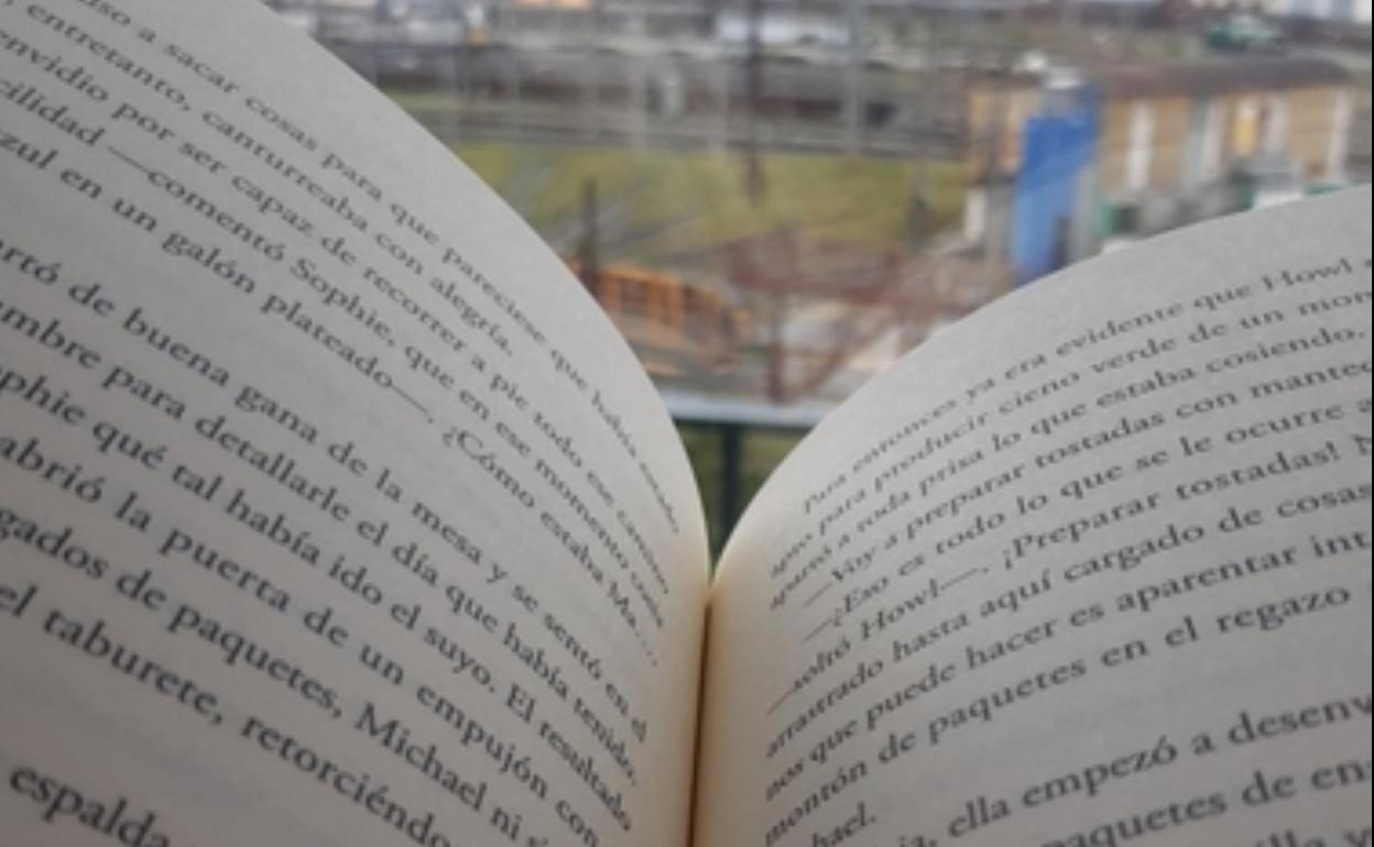 Fotografía ganadora del reto de la semana pasada, ligado al Día del Libro.