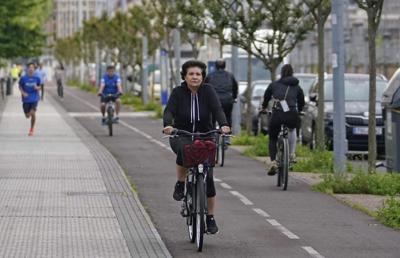 Fotos: Playa, deporte y paseos en San Sebastián