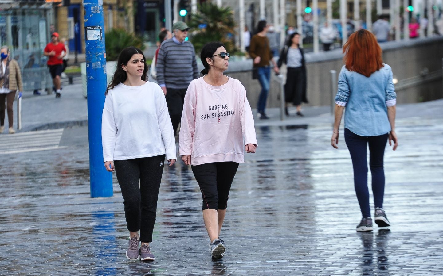 Fotos: Playa, deporte y paseos en San Sebastián