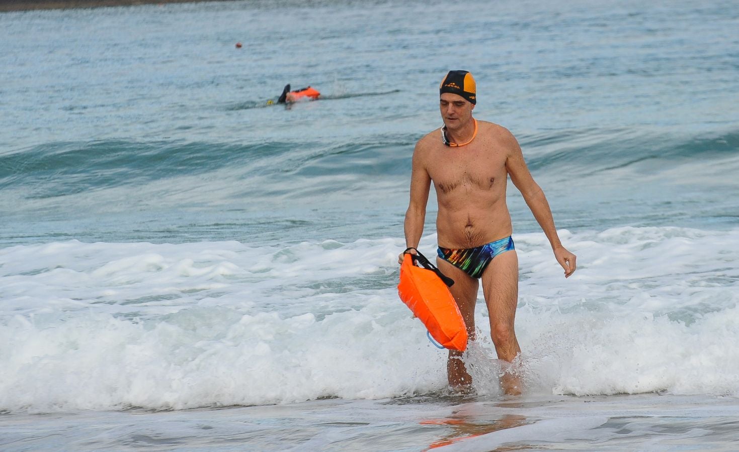 Fotos: Playa, deporte y paseos en San Sebastián