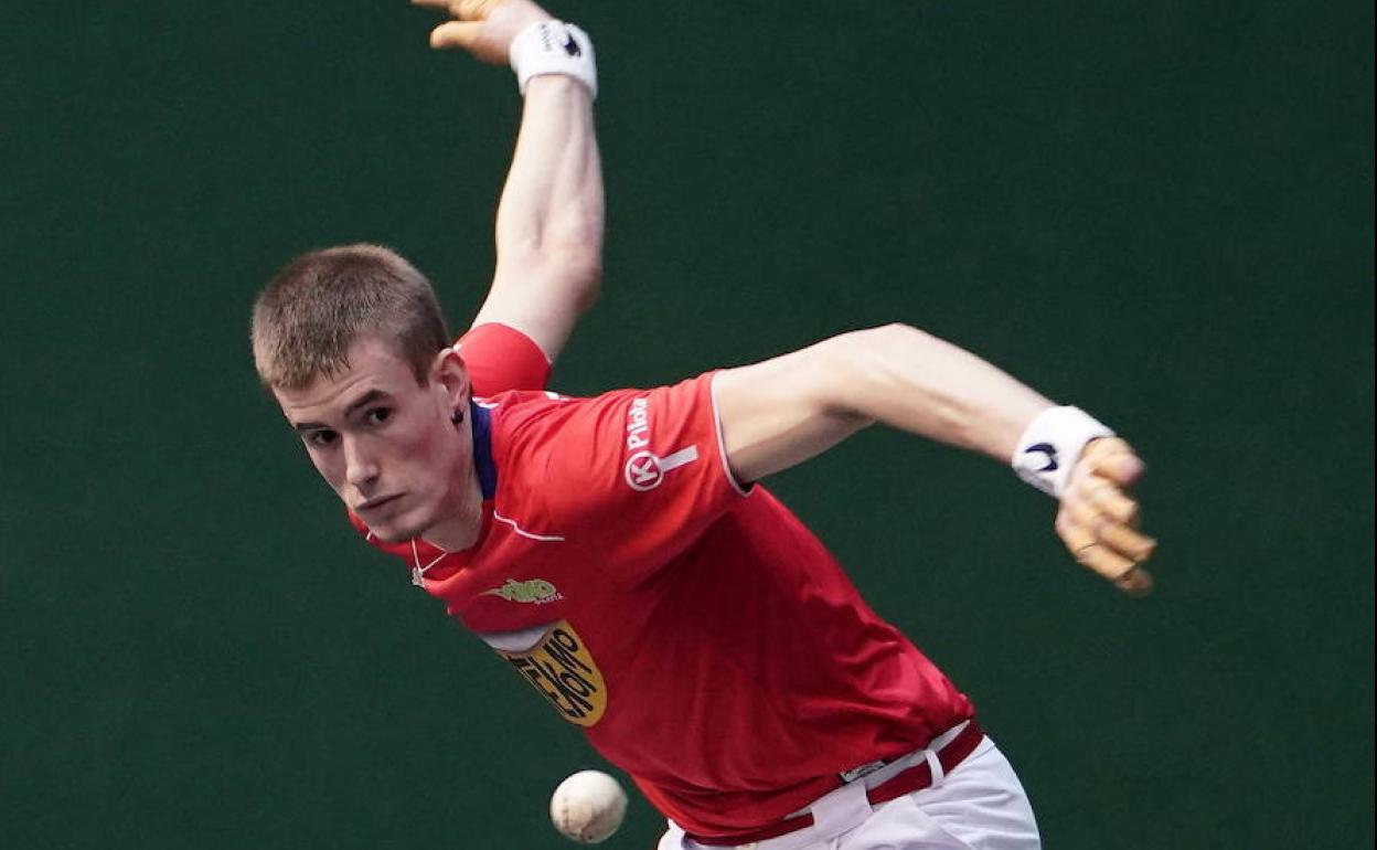 Jon Mariezkurrena es una de las piezas clave en las negociaciones.