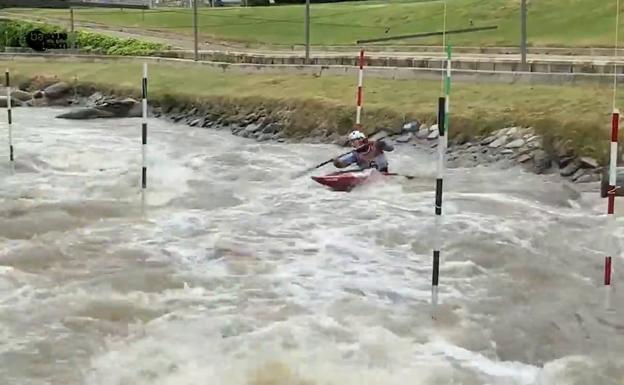 Maialen Chourraut vuelve a entrenar en el agua