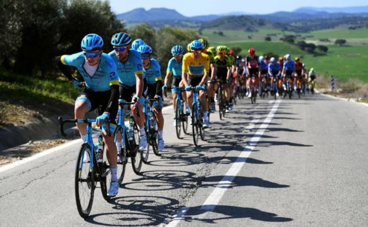 Alexander Vinokourov: «El Astana desaparecerá el año que viene si no hay carreras»