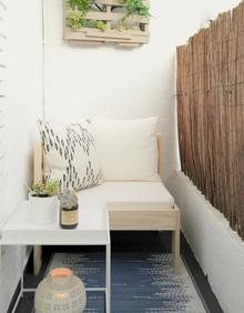 Imagen secundaria 2 - Balcones y terrazas decoradas con muebles de jardín