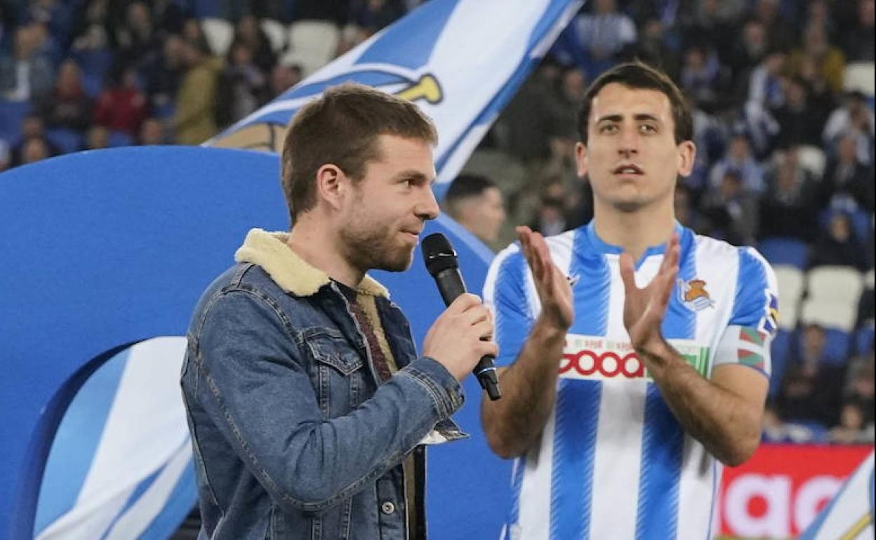 Illarramenedi, en el último partido en Anoeta ante el Valladolid, en el que agradeció a la afición ellogro del récord de socios.