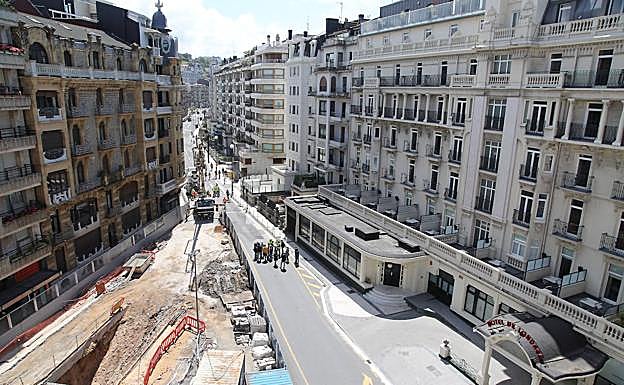 Galería. La zona del desprendimiento, en la calle Zubieta de Donostia. 