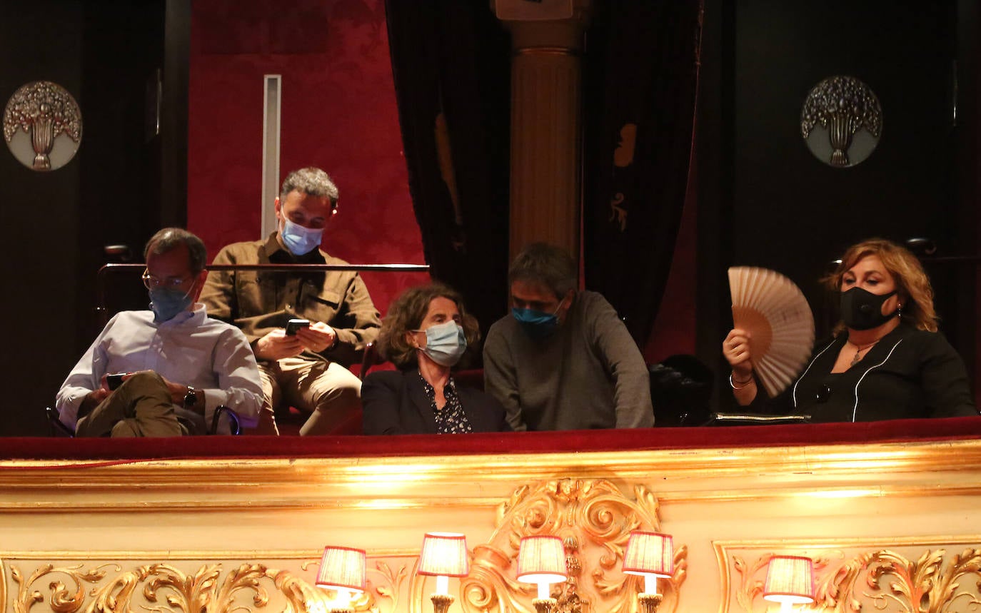 Reapertura del Teatro Victoria Eugenia. 