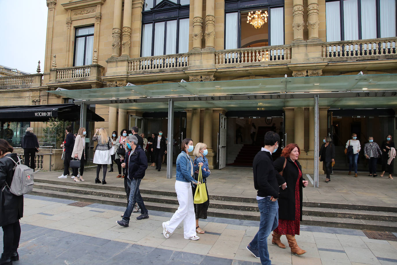 Reapertura del Teatro Victoria Eugenia. 