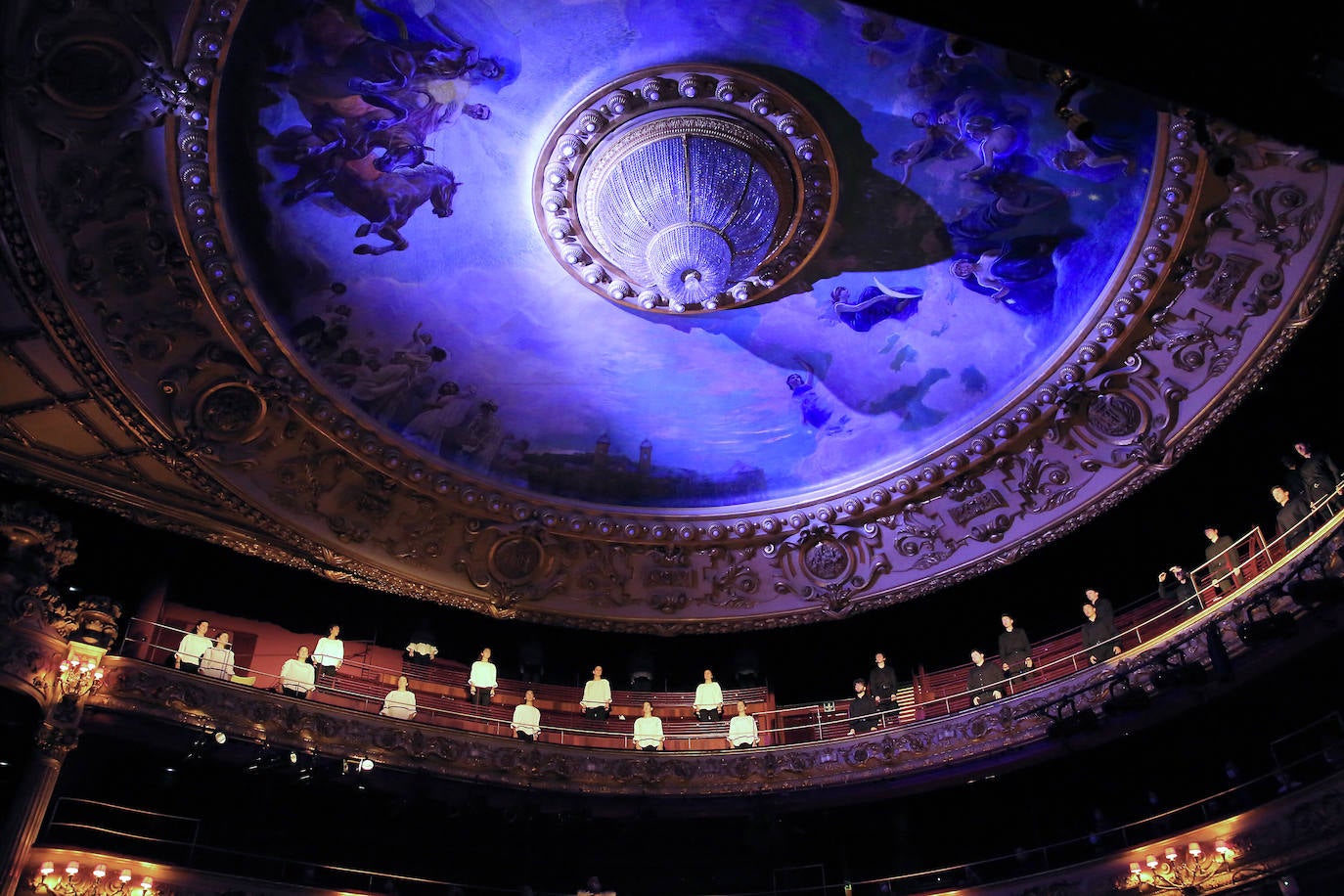 Reapertura del Teatro Victoria Eugenia. 