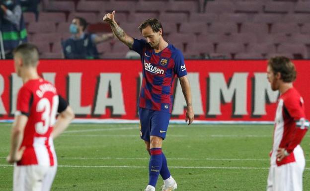 Rakitic evita una debacle