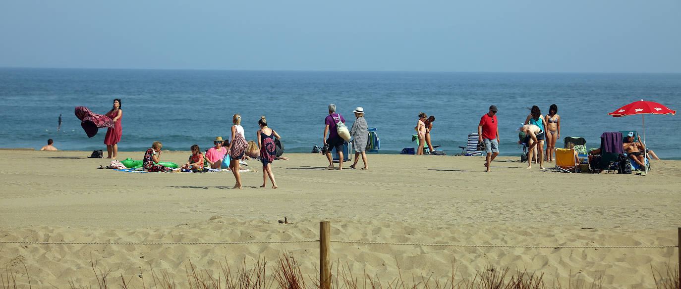 Ya están operativas en las playas de Gipuzkoa, entre ellas las de Donostia y Orio, las cámaras que servirán para controlar el aforo de los arenales.