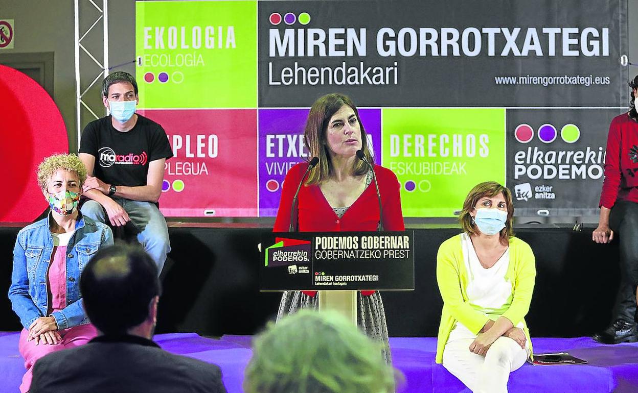 La coalición morada dio el pistoletazo de salida a la campaña con un acto en el palacio de congresos Europa de Vitoria