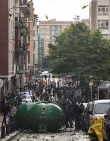 Imagen secundaria 2 - Enfrentamientos entre radicales y miembros de Vox en Sestao