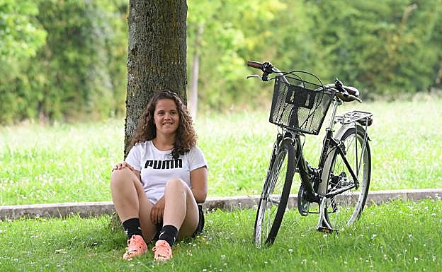 El monte Uzturre, cerca de su casa, es uno de los favoritos de Nerea Eizagirre. 