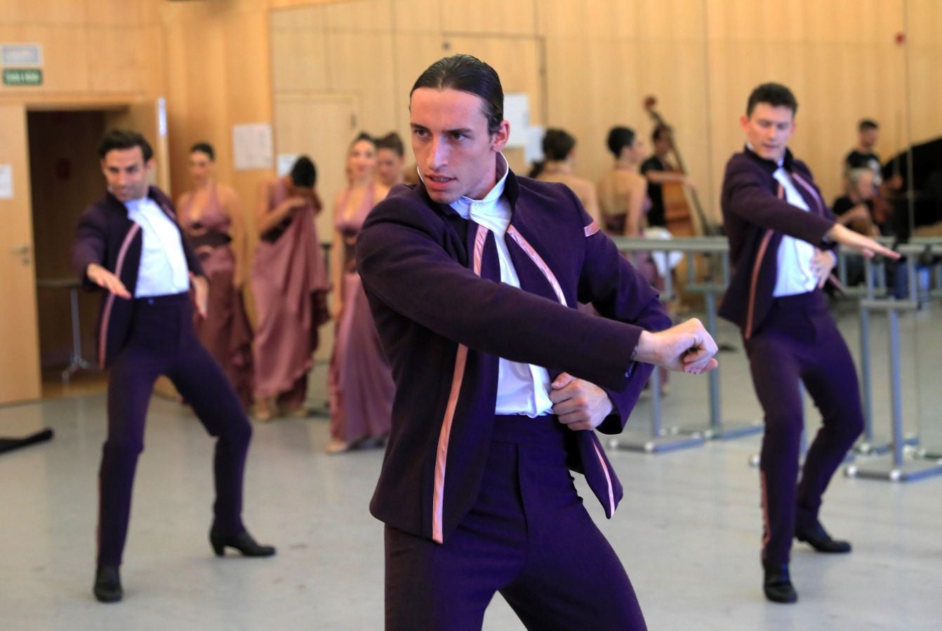 Ensayo general de 'Alento', la obra que la compañía de Antonio Najarro, ex director del Ballet Nacional Español, estrenará el próximo 11 de Julio dentro del marco 69 Festival Internacional de Música y Danza de Granada.
