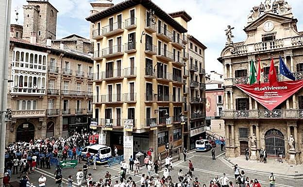 Crece hasta los 21 contagios el brote del almuerzo de la víspera de San Fermín