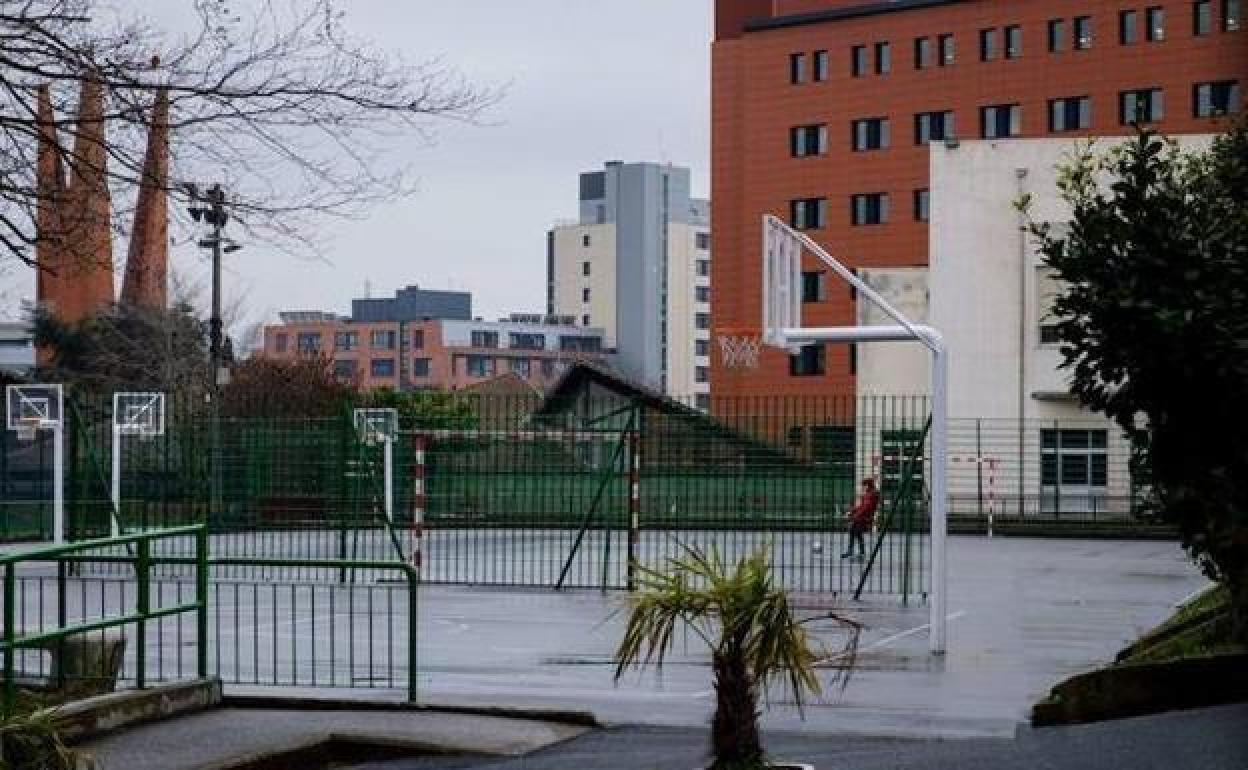 Un centro donostiarra durante una de las huelgas del pasado curso.