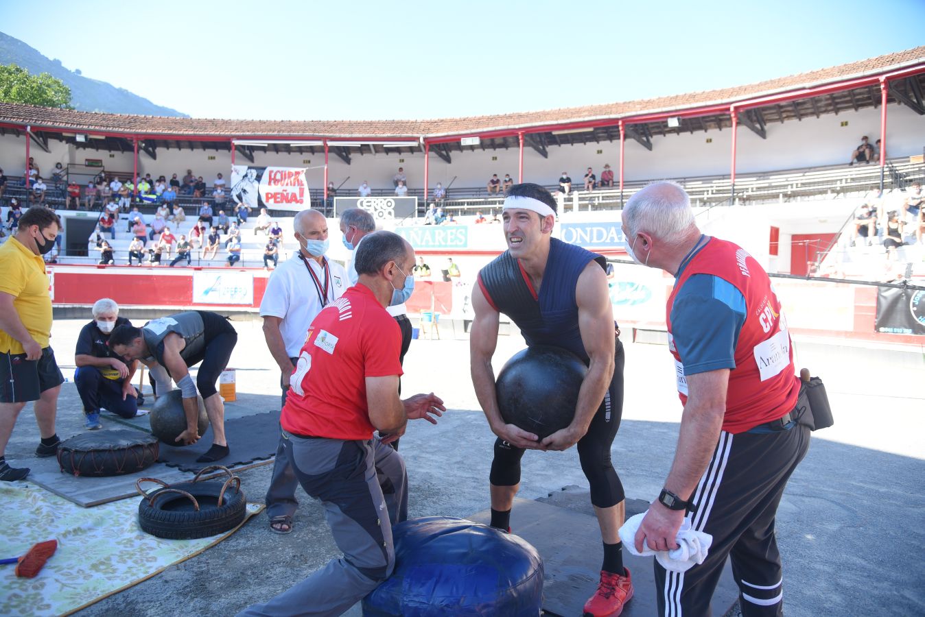 El expelotari se impuso a Joxean Olaskoaga 'Aizperro' en la apuesta combinada de tres trabajos aventajándolo en seis minutos y siete segundos