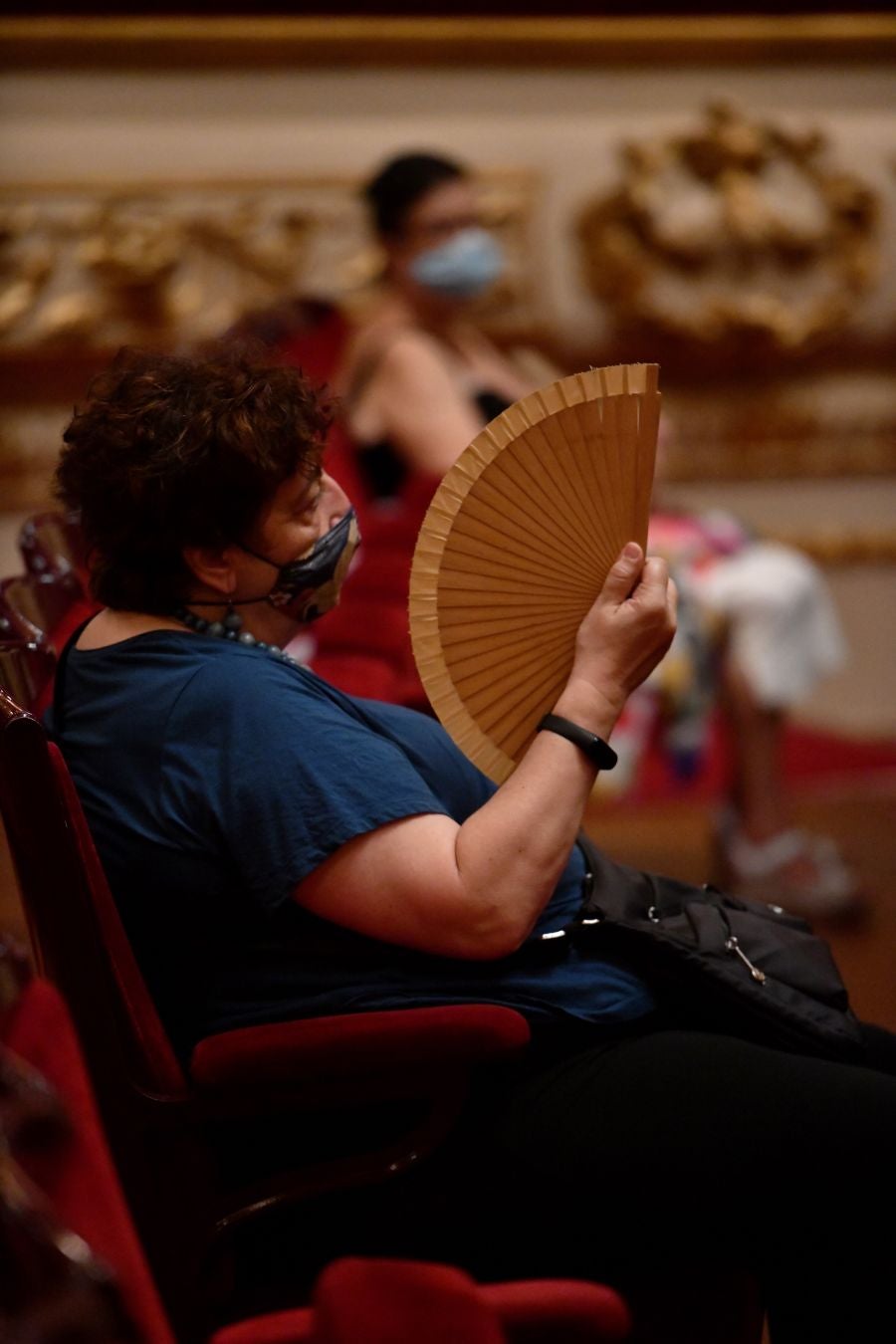 Segunda jornada en el Festival de Jazz de San Sebastián. La chelista alemana Anja Lechner y el pianista francés François Couturier han presentado este jueves su último trabajo, 'Lontano', en el teatro Victoria Eugenia.