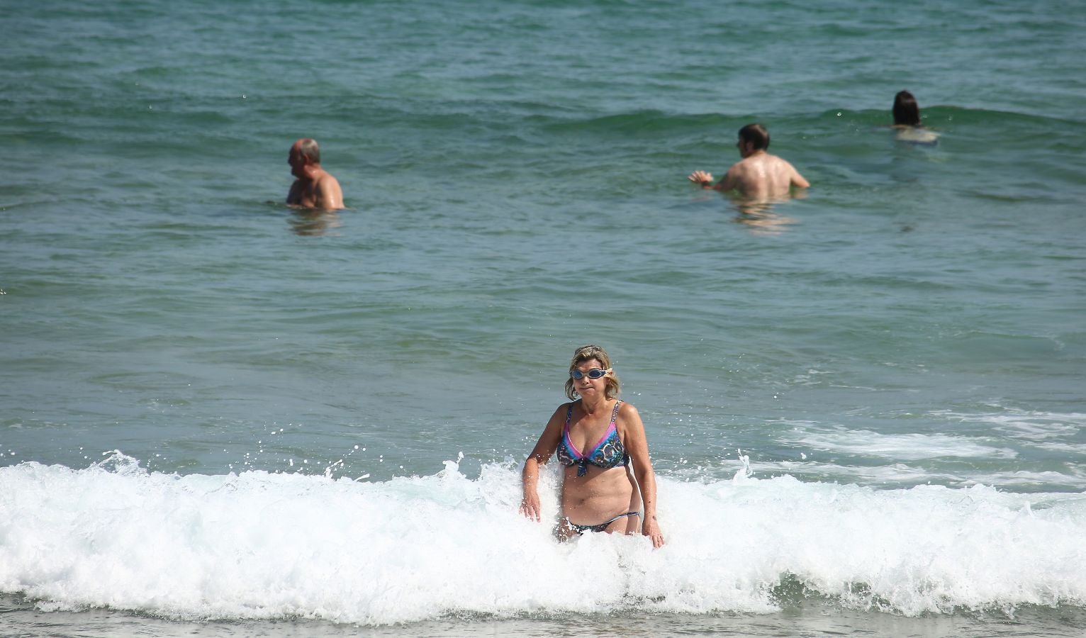 Gipuzkoa se ha despertado con temperaturas de en torno a los 30 grados. Un lunes que anticipa las altas temperaturas de finales de semana