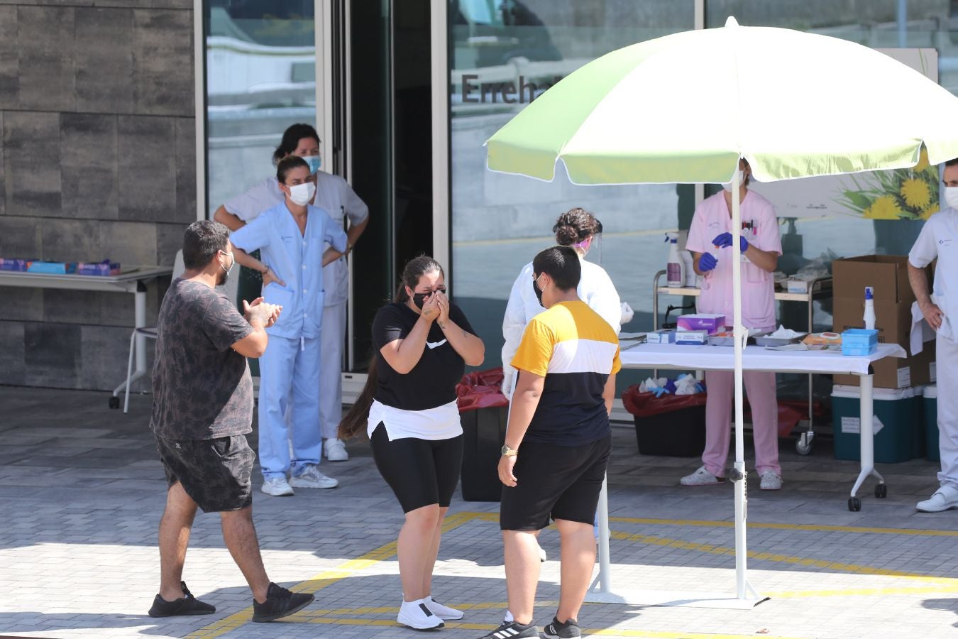En algunas partes del territorio los termómetros han superado los treinta grados. Aemet eleva a roja la alarma por las altas temperaturas