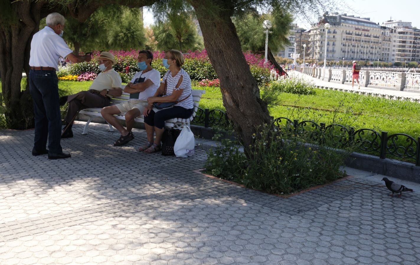 En algunas partes del territorio los termómetros han superado los treinta grados. Aemet eleva a roja la alarma por las altas temperaturas