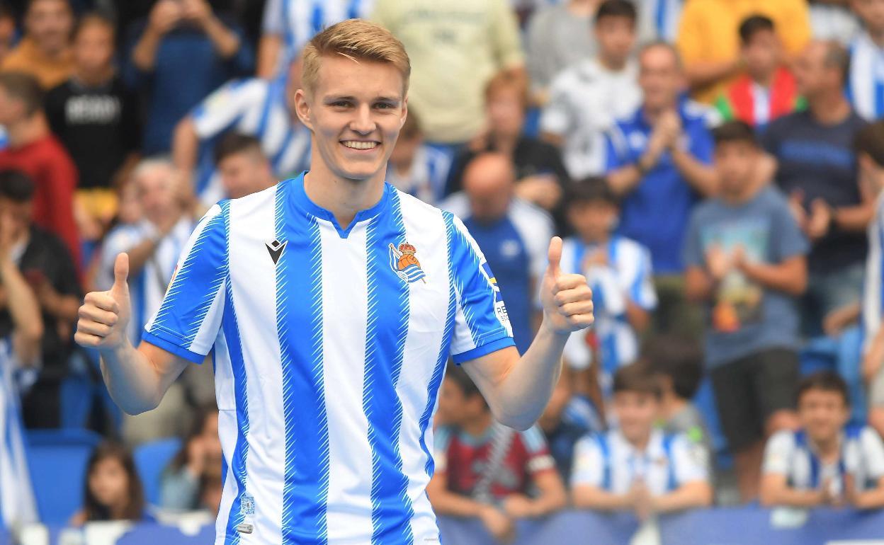 Martin Odegaard, el día de su presentación como jugador de la Real en Anoeta. 
