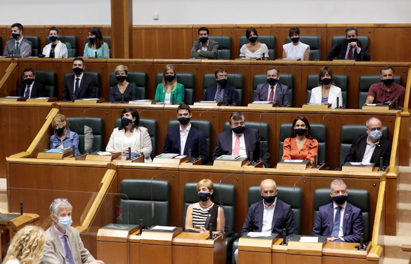 Bakartxo Tejeria, reelegida presidenta del Parlamento Vasco con los votos de PNV y PSE. 