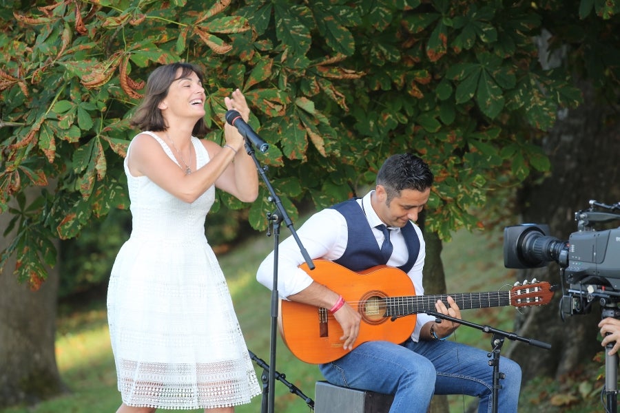 Donostia estrena con un acto en el Palacio de Miramar su programa alternativo a la Semana Grande , marcado por la división de los partidos debido a la pandemia. 