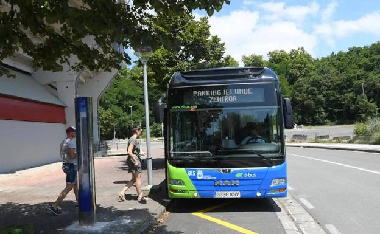 Un total de 7.700 viajeros usaron el bus lanzadera gratuito de Illunbe durante el primer mes de servicio