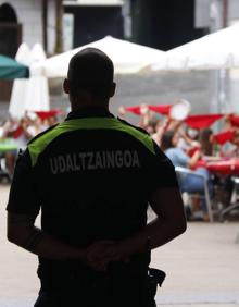 Imagen secundaria 2 - Epidemia Covid-19: Denuncian las celebraciones en Deba de las &#039;no fiestas&#039;