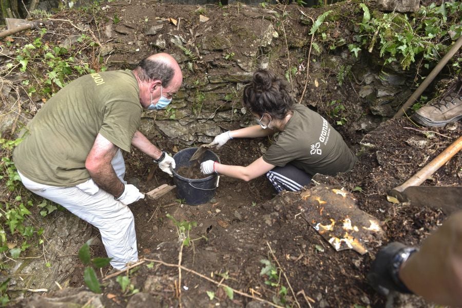 Aranzadi busca los restos del gigante de Altzo. 