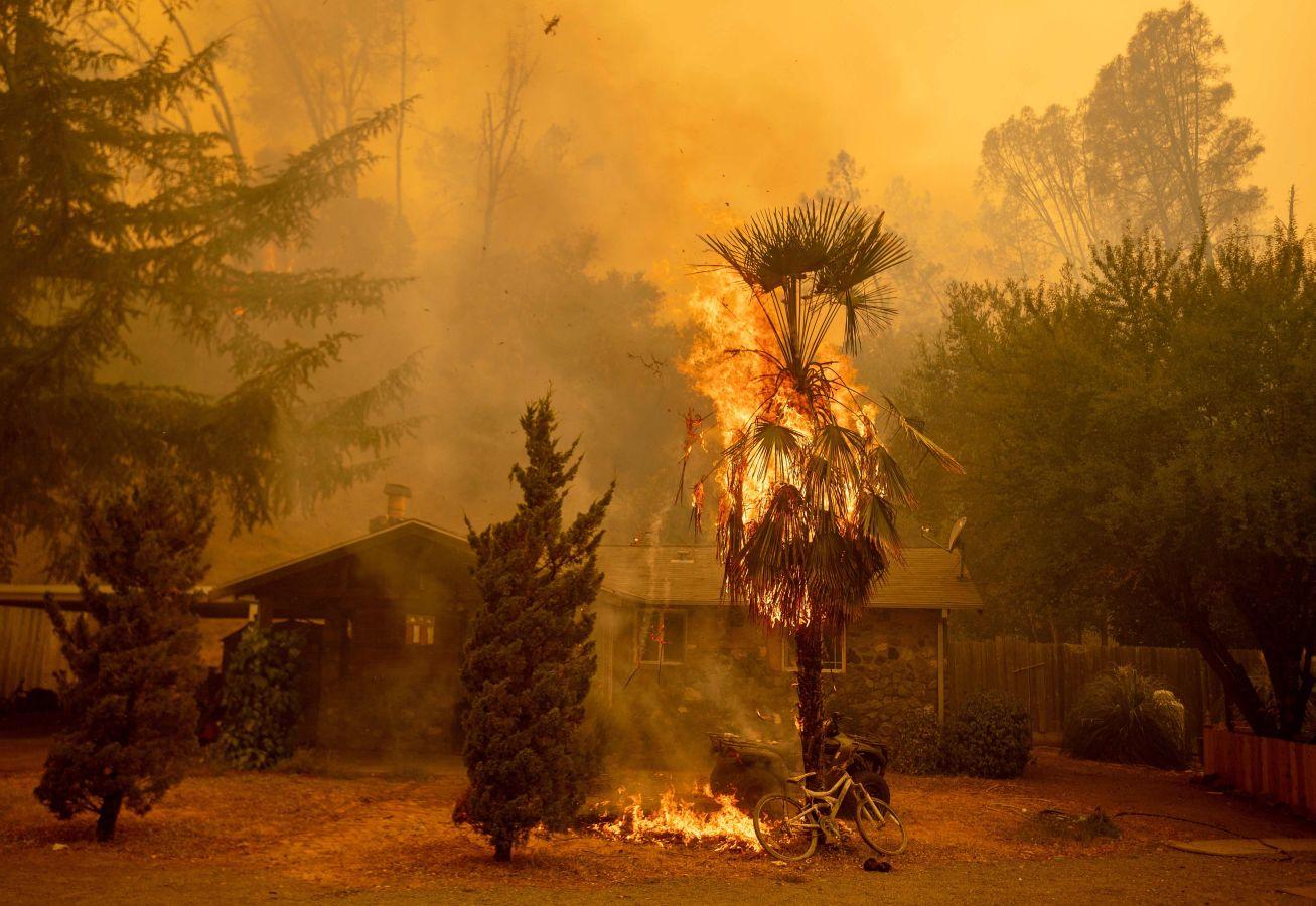 Fotos: California azotada por fuertes incendios