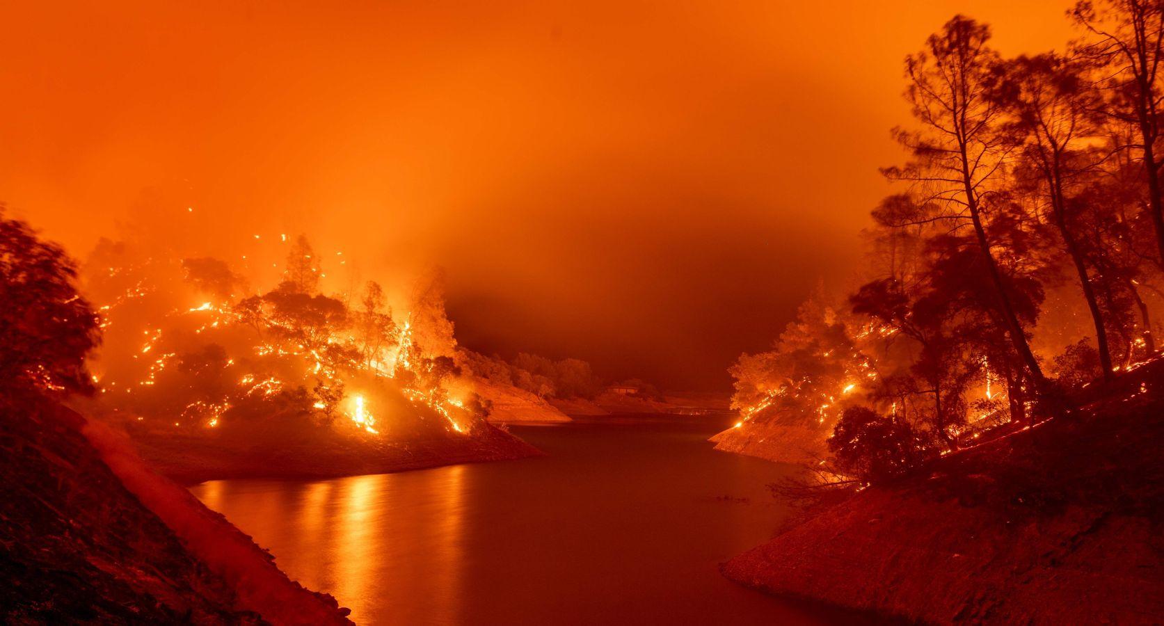 Fotos: California azotada por fuertes incendios