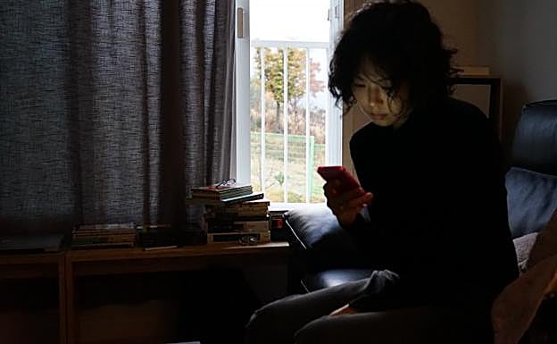 'The Woman Who Ran'. 