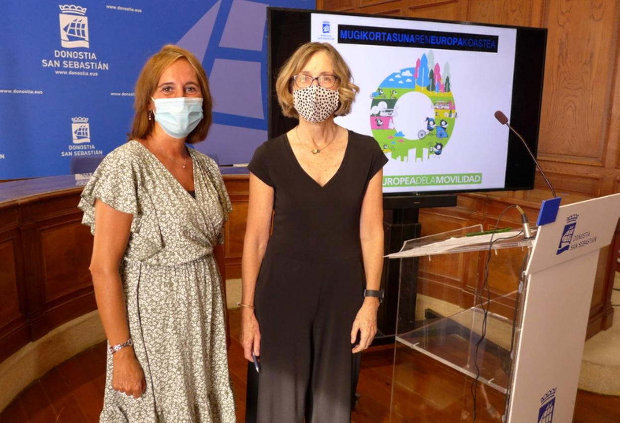 La directora y la concejala de Movilidad, Jone Argoitia y Pilar Arana. 