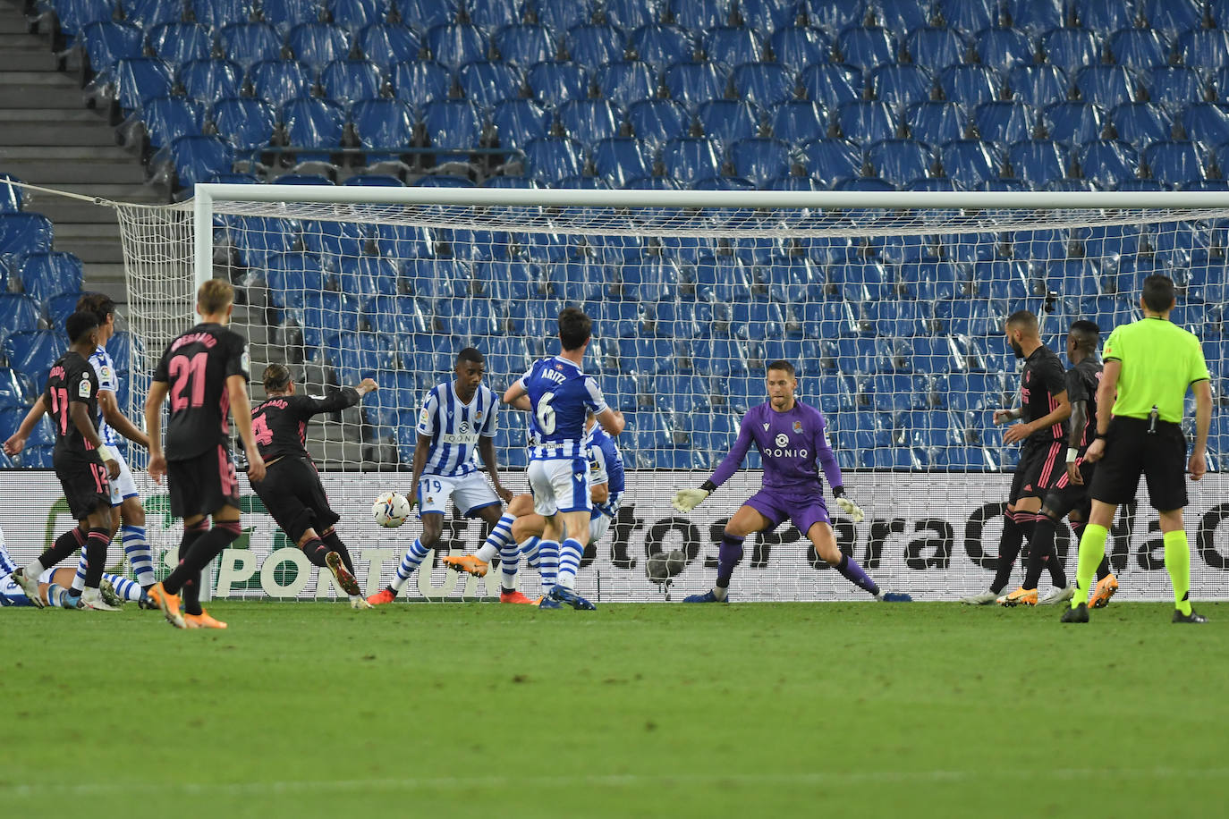 Las imágenes que deja el estreno liguero en el Reale Arena
