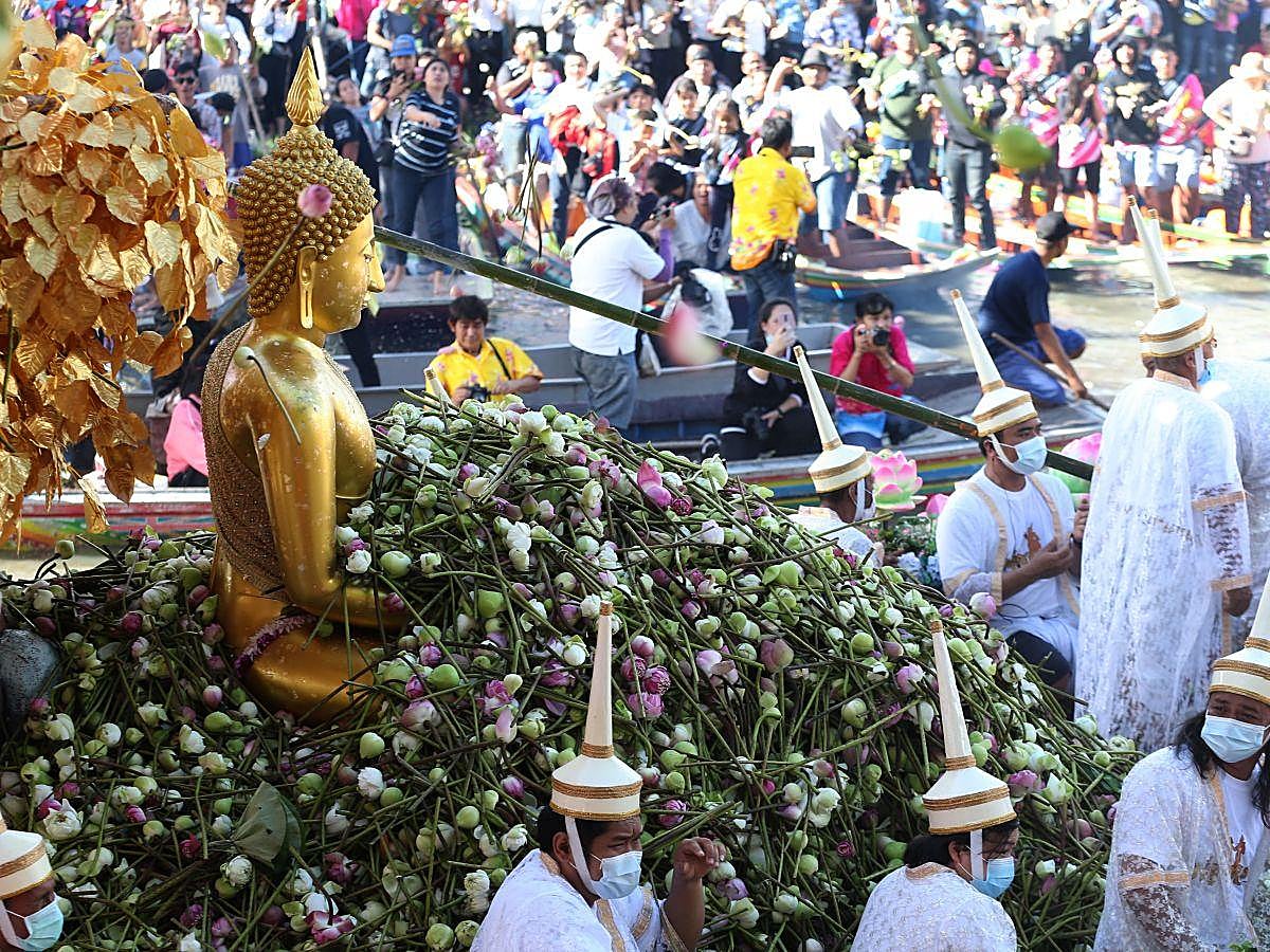 Festival de flores de loto en Tailandia 