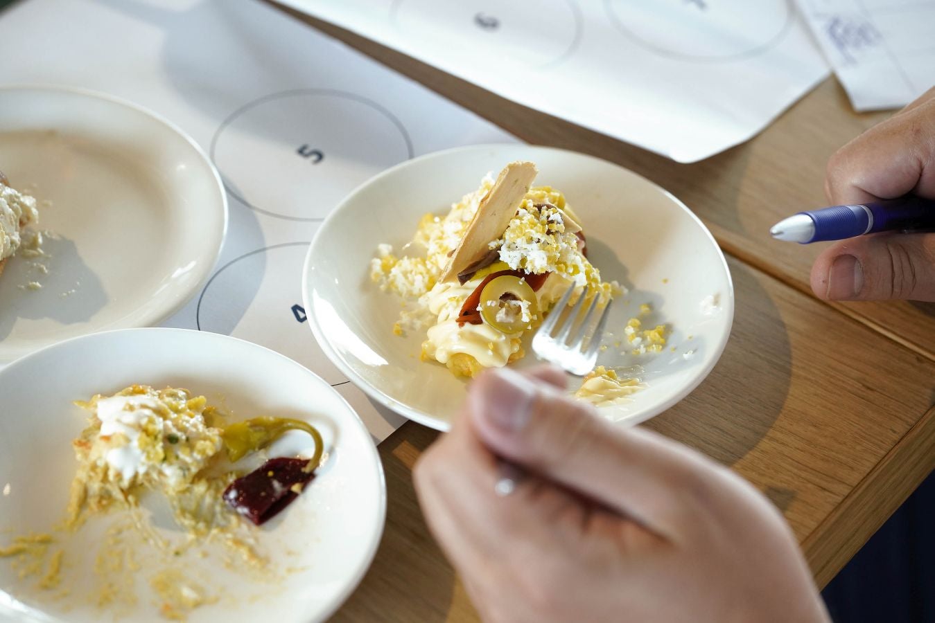 Belén Abad y Lourdes Villalobos del restaurante Chinchín Puerto de Caleta de Vélez, en Málaga, ganan el certamen organizado por San Sebastian Gastronomika