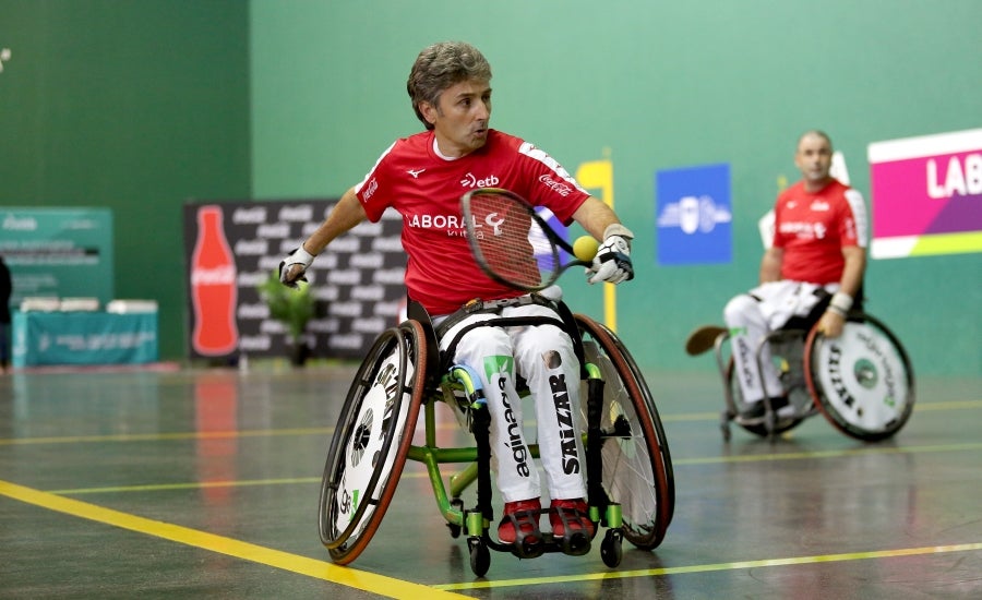 Errenteria ha acogido la final de pelota vasca adaptada, donde se han medido los jugadores clasificados el 4 de octubre en Bidania. 