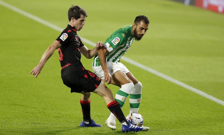 La Real se ha ido al descanso con ventaja en el marcador gracias al gol de Portu en el minuto 43