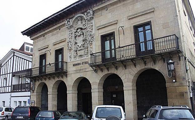 Urnieta cierra espacios municipales ante la «alarmante situación» por el Covid-19