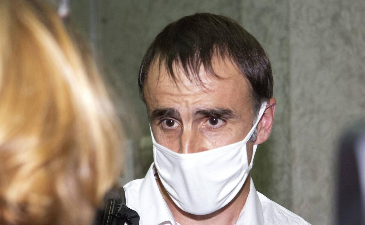 PSE, PP y Vox critican a EITB por emitir un documental que «blanquea» a ETA