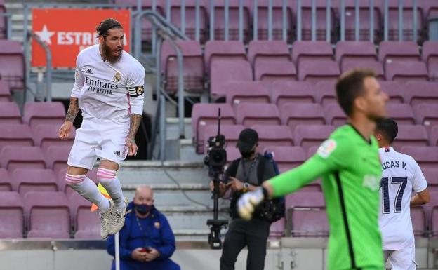 La vieja guardia decide el clásico menos clásico