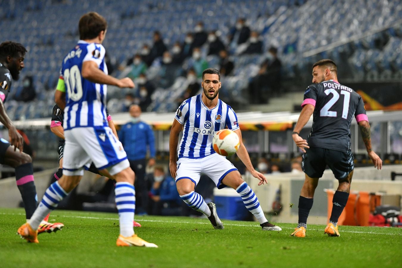 La Real Sociedad y el Nápoles han disputado la segunda jornada de la Europa League en el Reale Arena