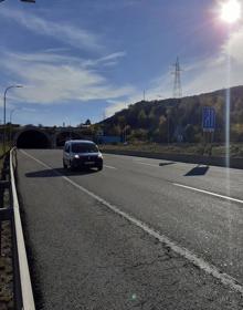 Imagen secundaria 2 - Control de la Guardia Civil en una de las salidas de Madrid, los únicos lugares en los que se vieron estos dispositivos de control durante el trayecto.