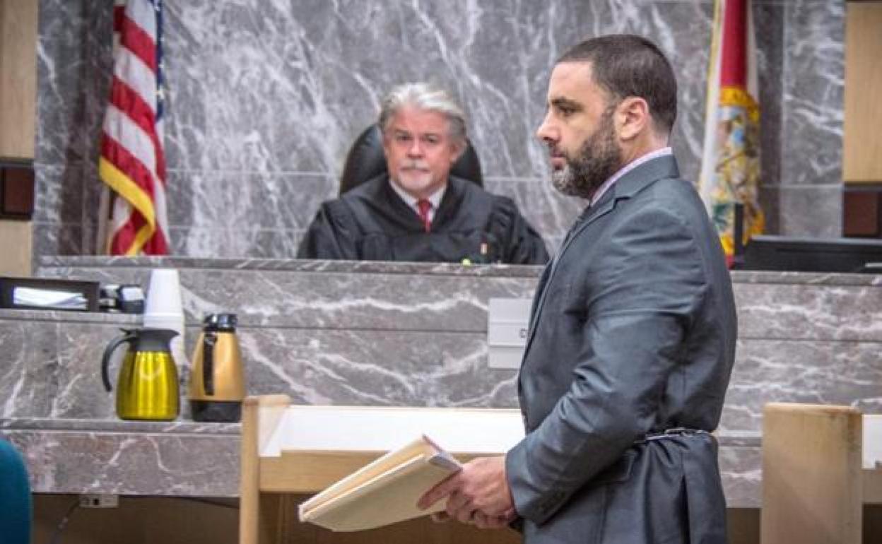 Pablo Ibar ante el juez Dennis Bayley