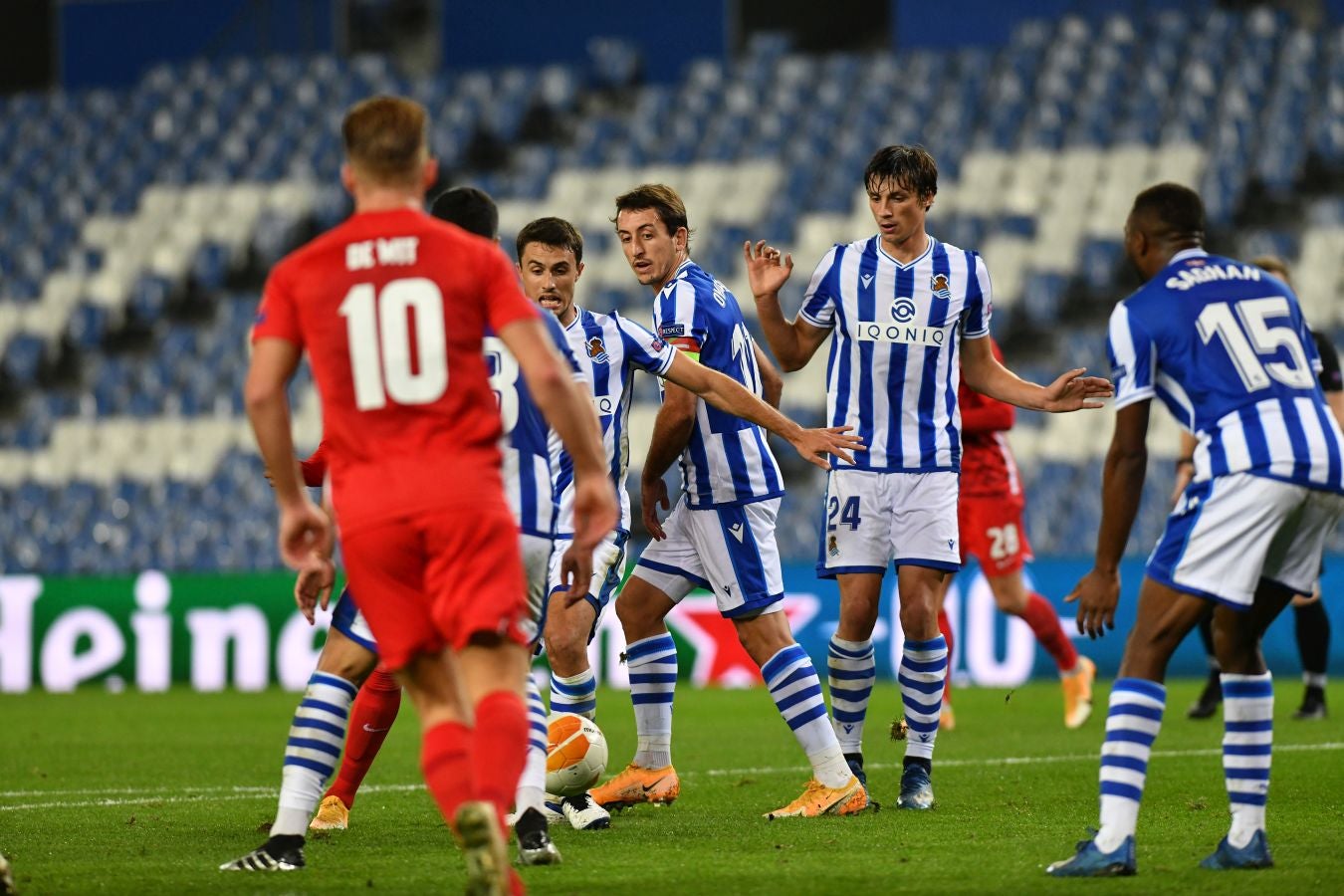 Los txuri-urdin sumaron los tres puntos gracias al gol de Portu en el minuto 58. 