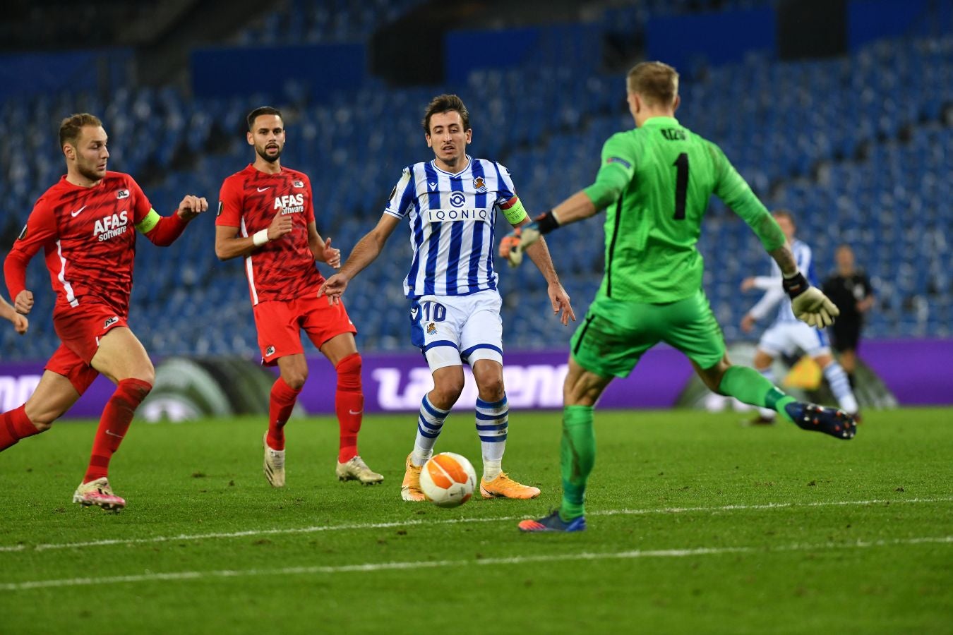 Los txuri-urdin sumaron los tres puntos gracias al gol de Portu en el minuto 58. 